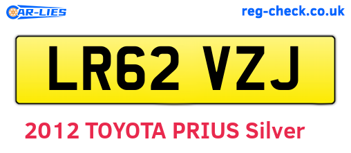 LR62VZJ are the vehicle registration plates.