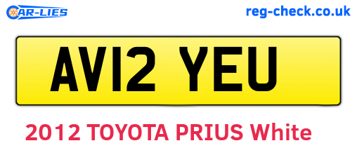 AV12YEU are the vehicle registration plates.