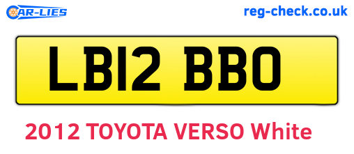 LB12BBO are the vehicle registration plates.