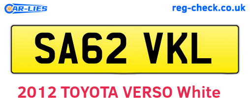 SA62VKL are the vehicle registration plates.