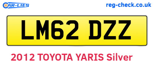 LM62DZZ are the vehicle registration plates.