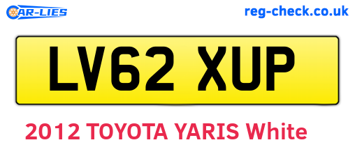 LV62XUP are the vehicle registration plates.