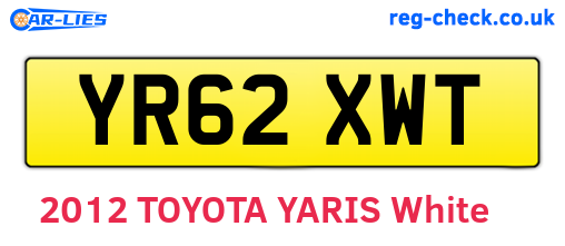 YR62XWT are the vehicle registration plates.