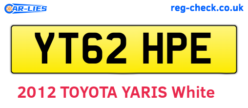 YT62HPE are the vehicle registration plates.