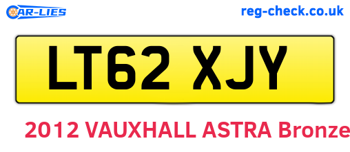 LT62XJY are the vehicle registration plates.