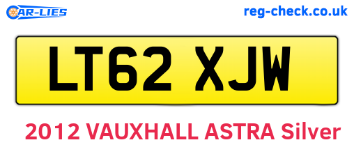 LT62XJW are the vehicle registration plates.