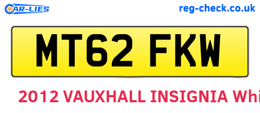 MT62FKW are the vehicle registration plates.