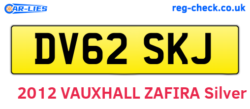 DV62SKJ are the vehicle registration plates.