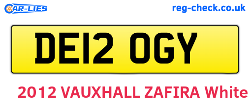 DE12OGY are the vehicle registration plates.