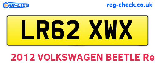LR62XWX are the vehicle registration plates.