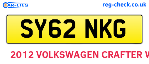 SY62NKG are the vehicle registration plates.