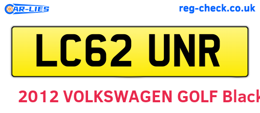 LC62UNR are the vehicle registration plates.
