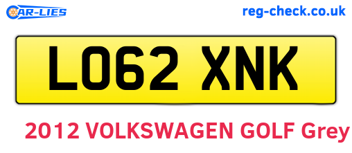 LO62XNK are the vehicle registration plates.