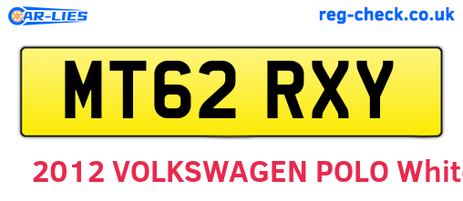 MT62RXY are the vehicle registration plates.
