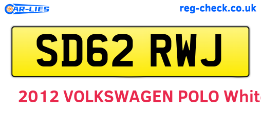 SD62RWJ are the vehicle registration plates.