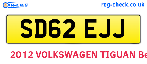 SD62EJJ are the vehicle registration plates.