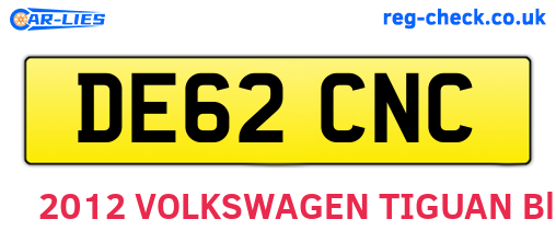 DE62CNC are the vehicle registration plates.