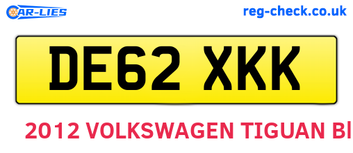 DE62XKK are the vehicle registration plates.