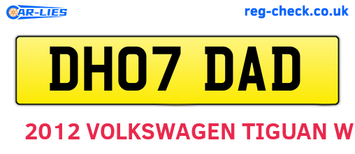 DH07DAD are the vehicle registration plates.
