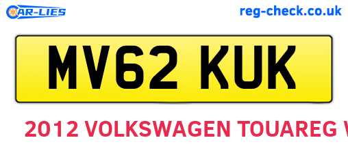 MV62KUK are the vehicle registration plates.