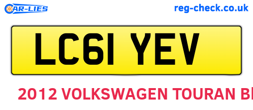 LC61YEV are the vehicle registration plates.