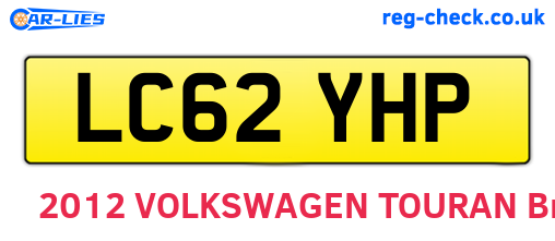 LC62YHP are the vehicle registration plates.