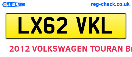 LX62VKL are the vehicle registration plates.