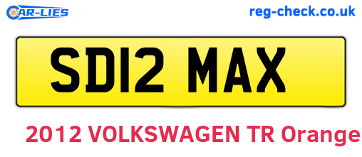 SD12MAX are the vehicle registration plates.