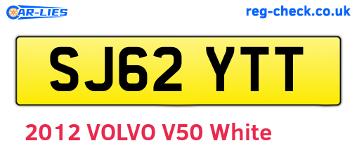 SJ62YTT are the vehicle registration plates.