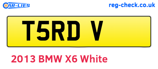 T5RDV are the vehicle registration plates.