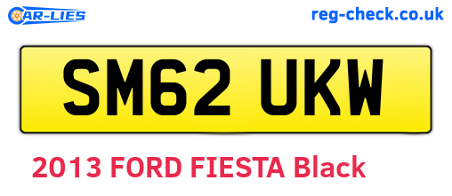 SM62UKW are the vehicle registration plates.