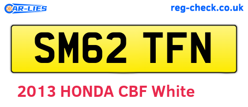 SM62TFN are the vehicle registration plates.