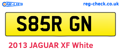 S85RGN are the vehicle registration plates.