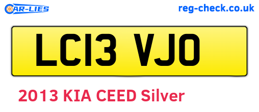LC13VJO are the vehicle registration plates.