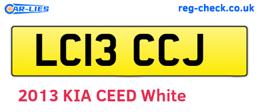 LC13CCJ are the vehicle registration plates.
