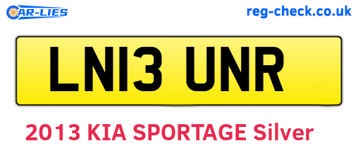 LN13UNR are the vehicle registration plates.