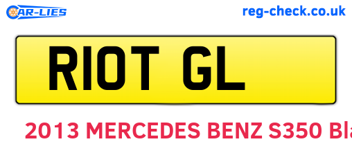 R10TGL are the vehicle registration plates.