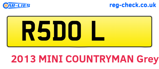 R5DOL are the vehicle registration plates.