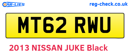 MT62RWU are the vehicle registration plates.