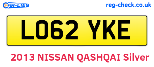 LO62YKE are the vehicle registration plates.