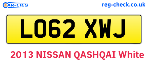 LO62XWJ are the vehicle registration plates.