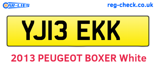 YJ13EKK are the vehicle registration plates.