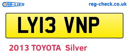 LY13VNP are the vehicle registration plates.
