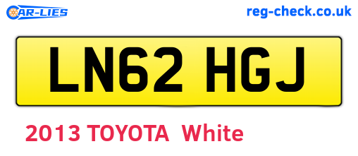 LN62HGJ are the vehicle registration plates.