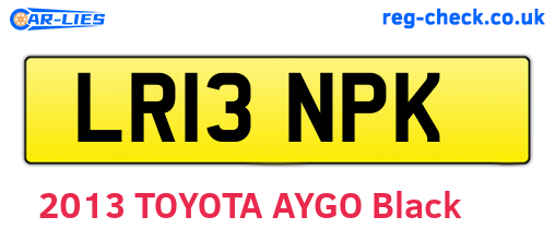 LR13NPK are the vehicle registration plates.