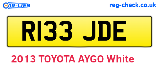 R133JDE are the vehicle registration plates.