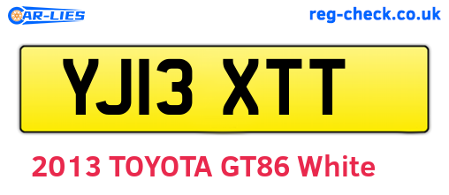 YJ13XTT are the vehicle registration plates.