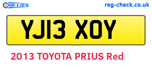 YJ13XOY are the vehicle registration plates.