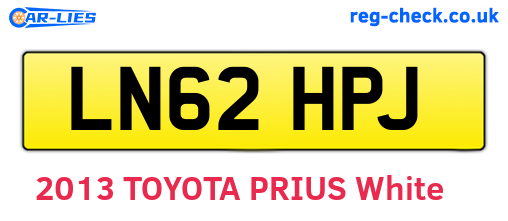 LN62HPJ are the vehicle registration plates.