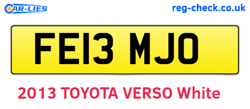 FE13MJO are the vehicle registration plates.